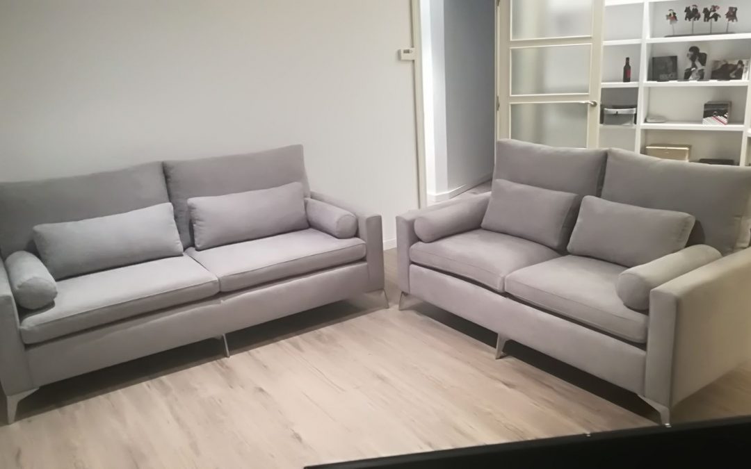 sofas con cojines rulos ulises