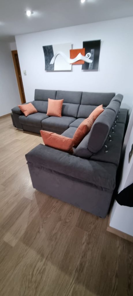 sofa rinconera gris a medida asientos deslizantes suelo